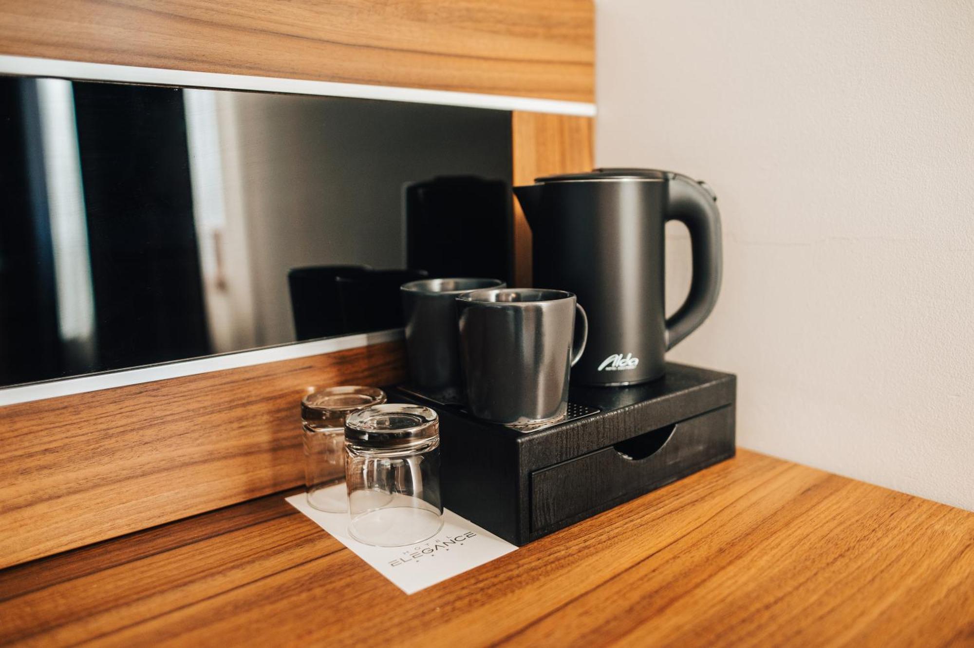 Hotel Elegance Sumperk Ngoại thất bức ảnh